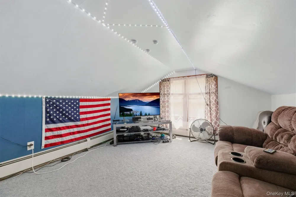 3589 State Route 52 Pine Bush, NY 12566