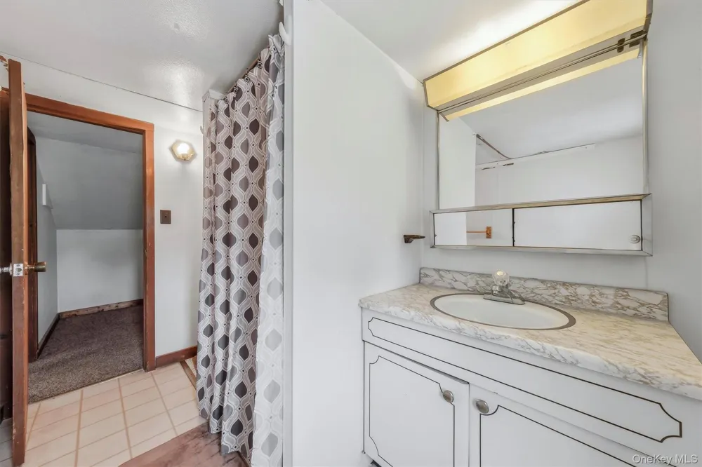 3589 State Route 52 Pine Bush, NY 12566
