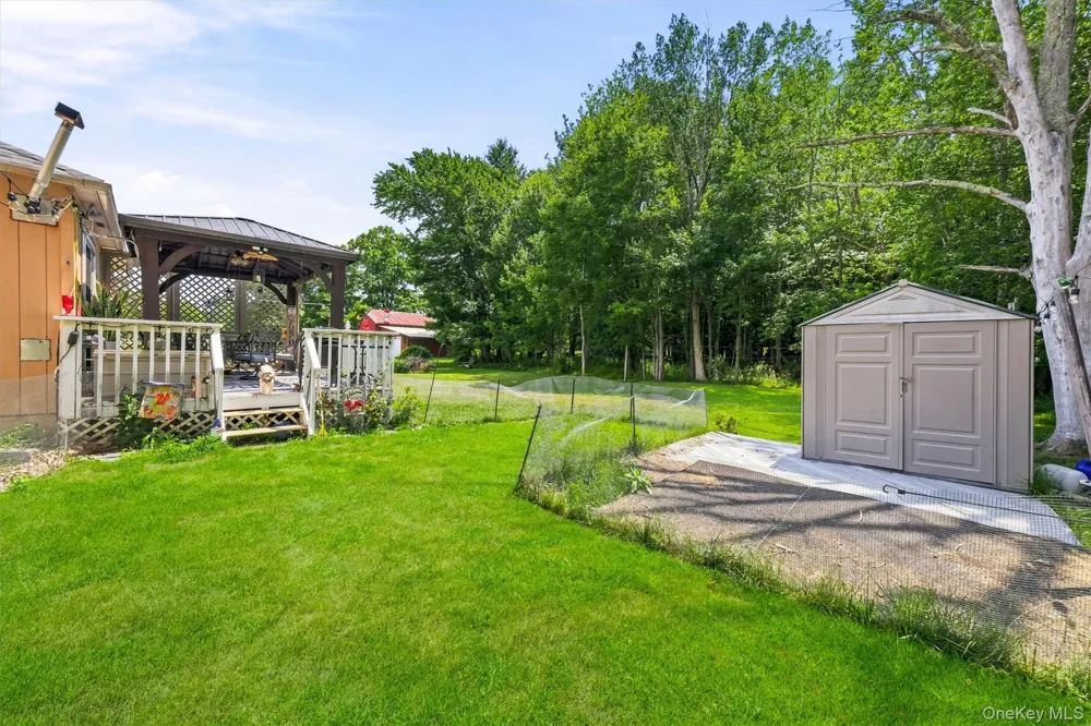 3589 State Route 52 Pine Bush, NY 12566