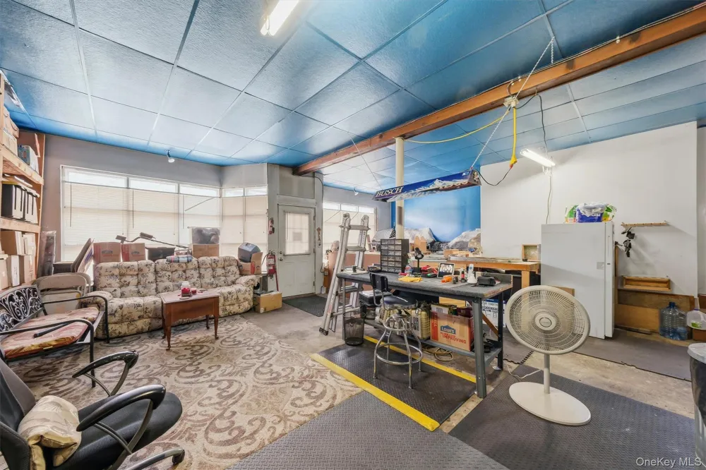 3589 State Route 52 Pine Bush, NY 12566
