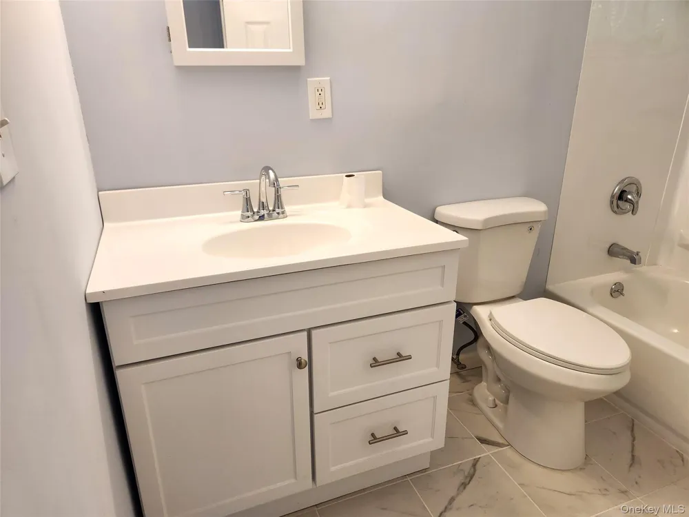 548 Taylor Avenue East Patchogue, NY 11772