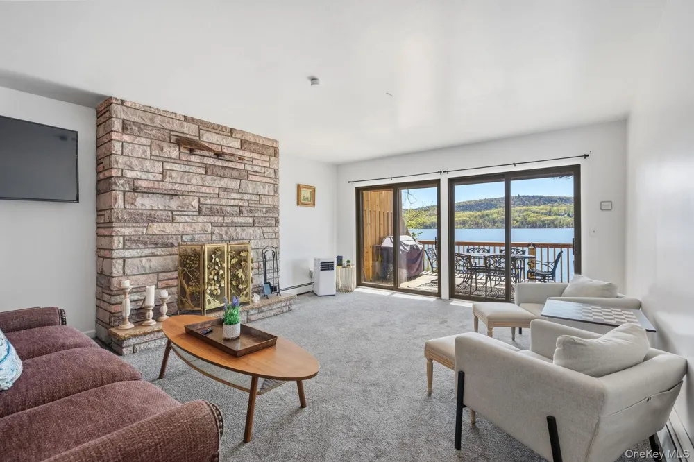 194 Jersey Avenue #E Greenwood Lake, NY 10925