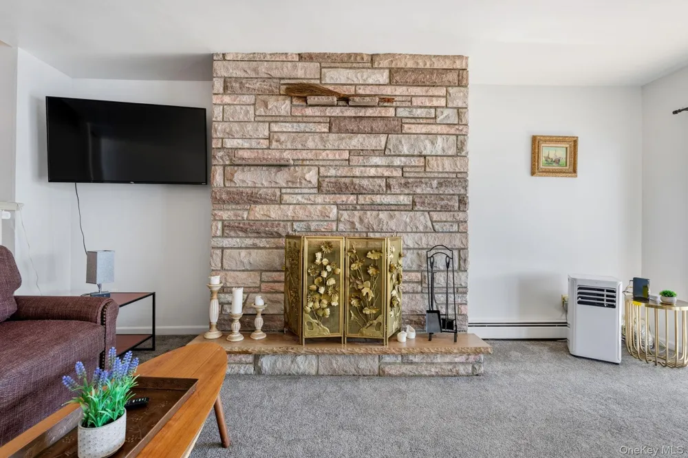 194 Jersey Avenue #E Greenwood Lake, NY 10925