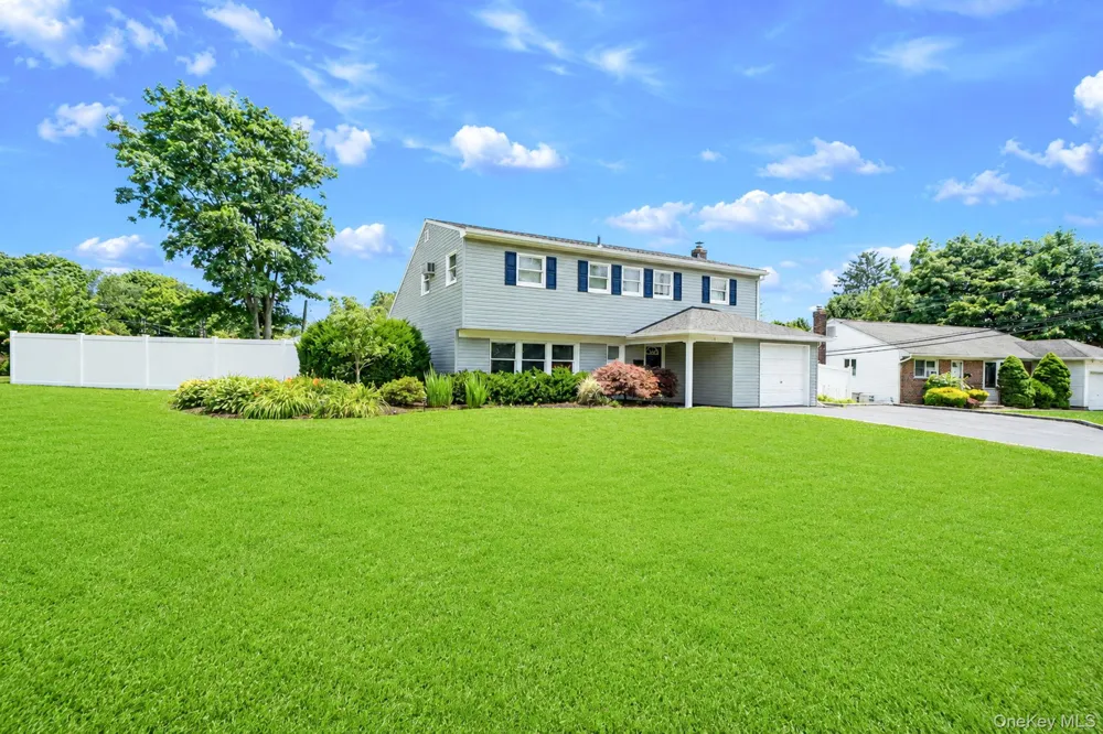 1 Blue Spruce Lane Commack, NY 11725