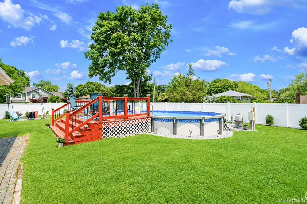 1 Blue Spruce Lane Commack, NY 11725