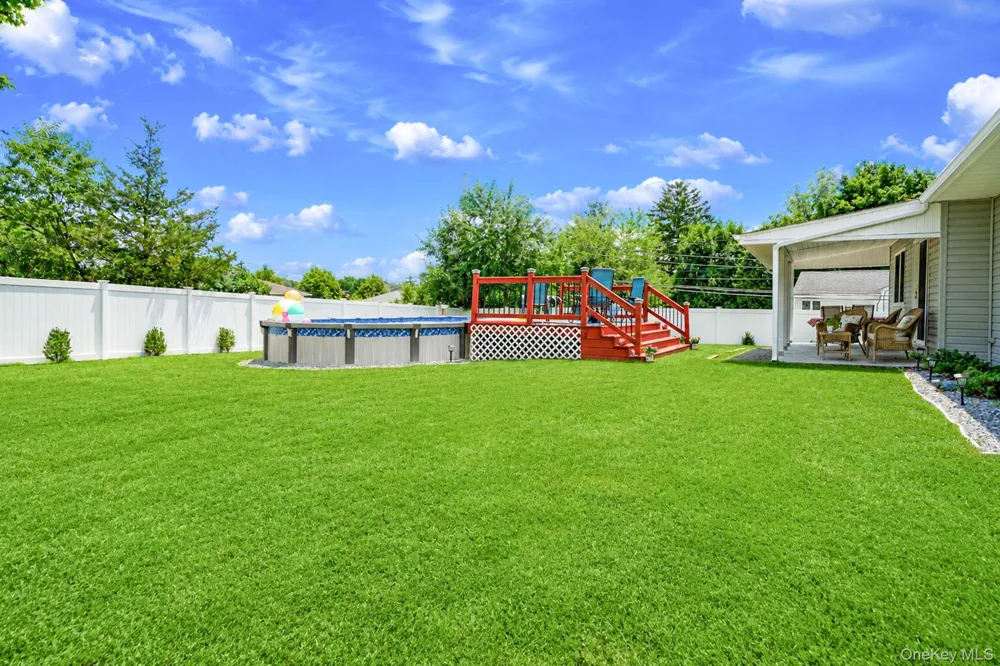 1 Blue Spruce Lane Commack, NY 11725