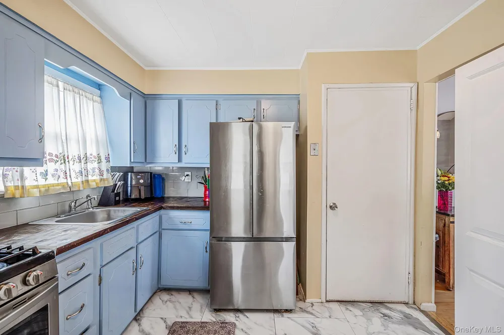 1 Blue Spruce Lane Commack, NY 11725