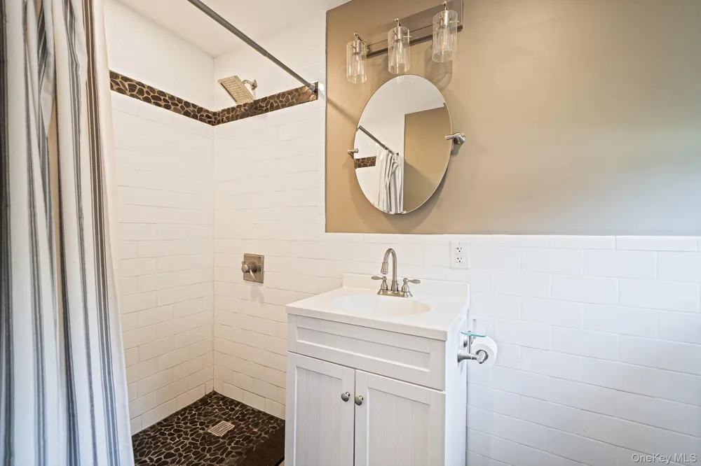 1 Blue Spruce Lane Commack, NY 11725