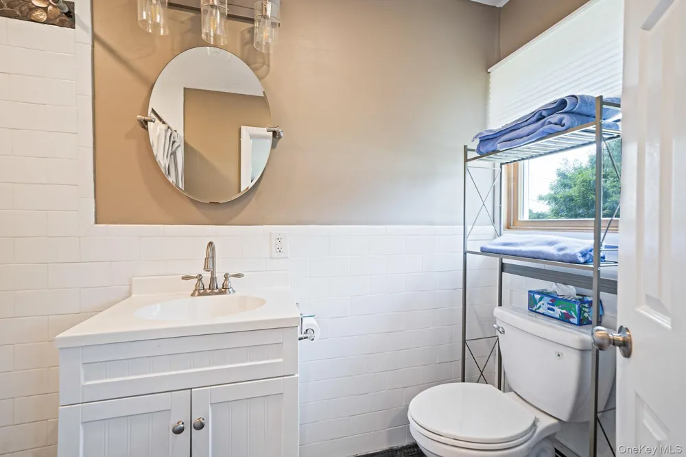 1 Blue Spruce Lane Commack, NY 11725