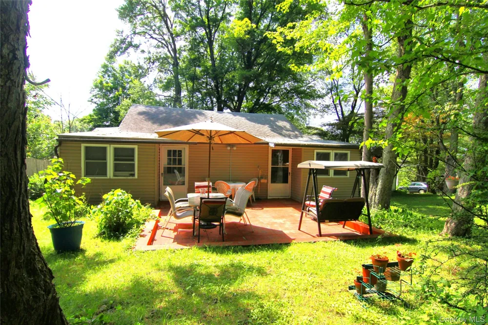 3155 Lexington Avenue #18AB Mohegan Lake, NY 10567