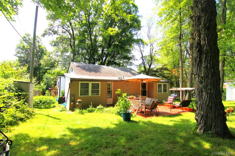 3155 Lexington Avenue #18AB Mohegan Lake, NY 10567