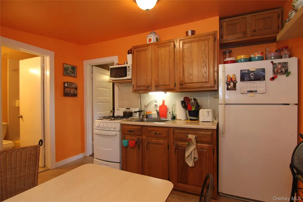 3155 Lexington Avenue #18AB Mohegan Lake, NY 10567