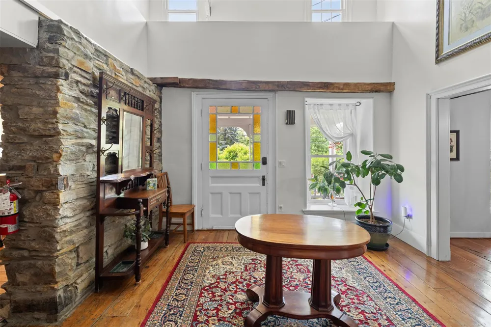 346 Crescent Avenue Highland, NY 12528