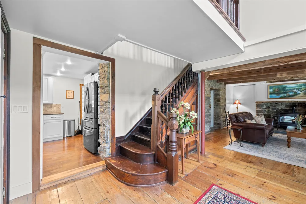 346 Crescent Avenue Highland, NY 12528