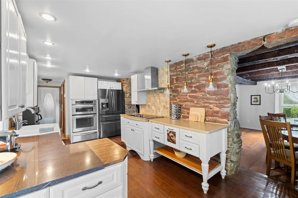 346 Crescent Avenue Highland, NY 12528