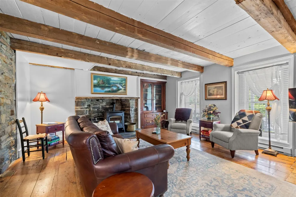 346 Crescent Avenue Highland, NY 12528