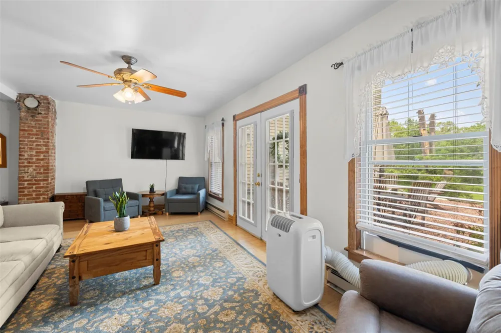 346 Crescent Avenue Highland, NY 12528
