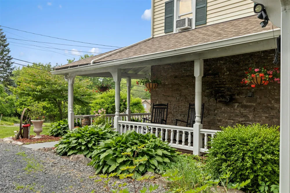 346 Crescent Avenue Highland, NY 12528