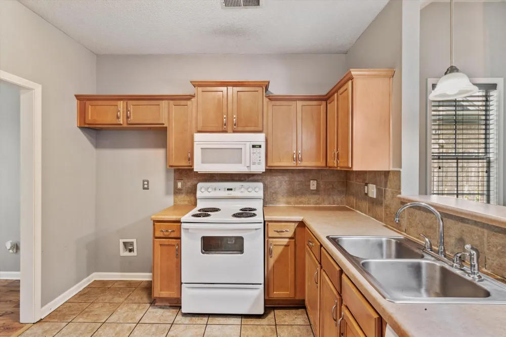 4956 INDIAN WALK LN Arlington, TN 38002