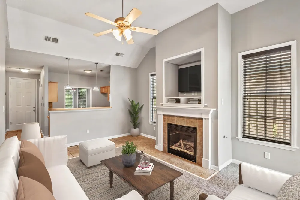 4956 INDIAN WALK LN Arlington, TN 38002