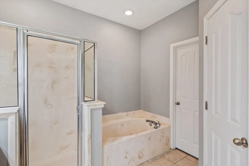 4956 INDIAN WALK LN Arlington, TN 38002