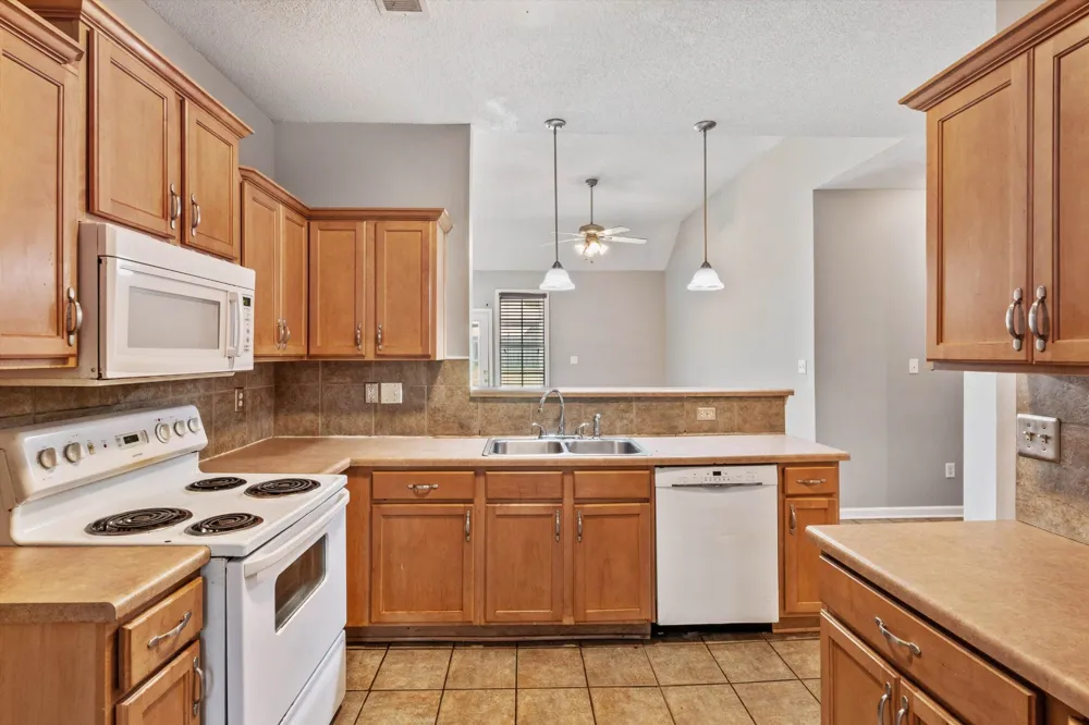 4956 INDIAN WALK LN Arlington, TN 38002