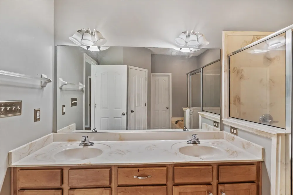 4956 INDIAN WALK LN Arlington, TN 38002