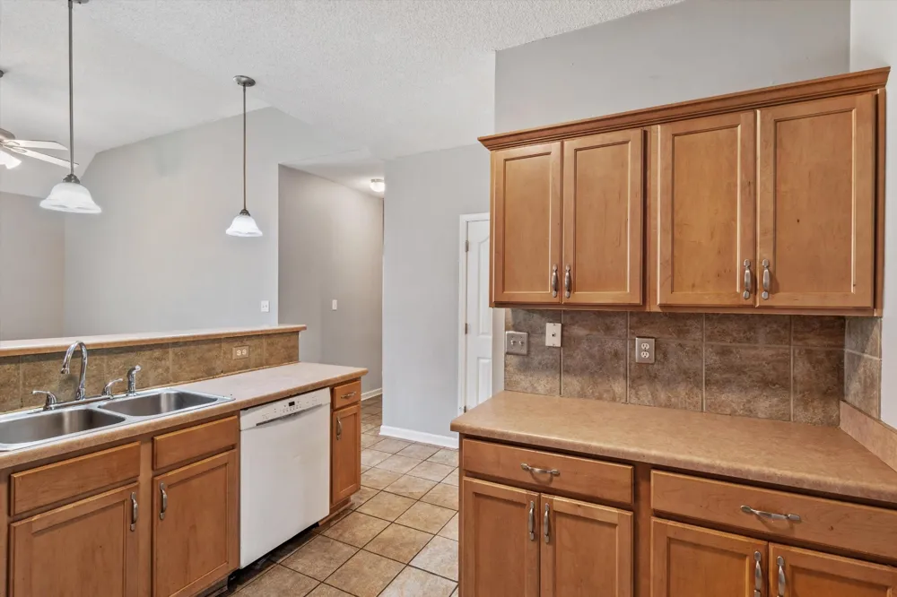 4956 INDIAN WALK LN Arlington, TN 38002