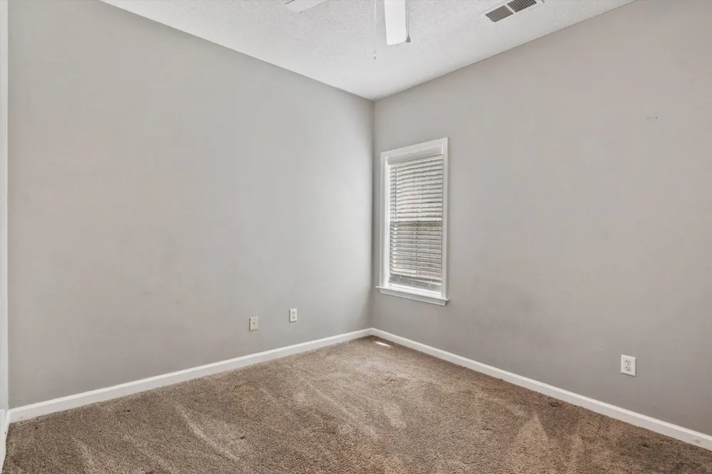 4956 INDIAN WALK LN Arlington, TN 38002