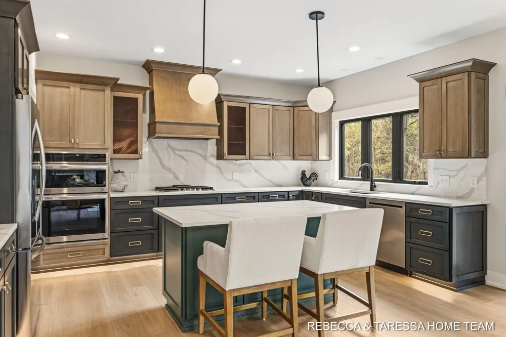 400 Sabine Drive Muskegon, MI 49442