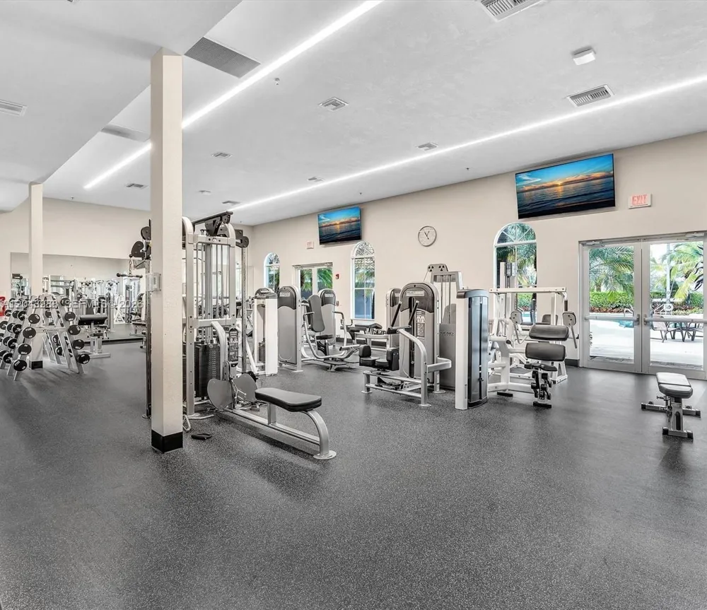 3904 W Gardenia Ave Weston, FL 33332