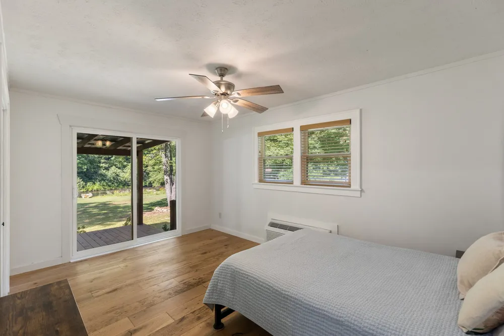 120 Brevard Drive Tuckasegee, NC 28783