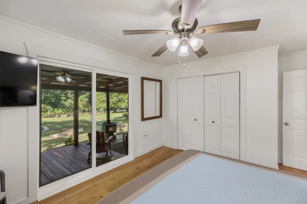 120 Brevard Drive Tuckasegee, NC 28783