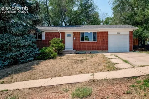 1426 Holmes Drive