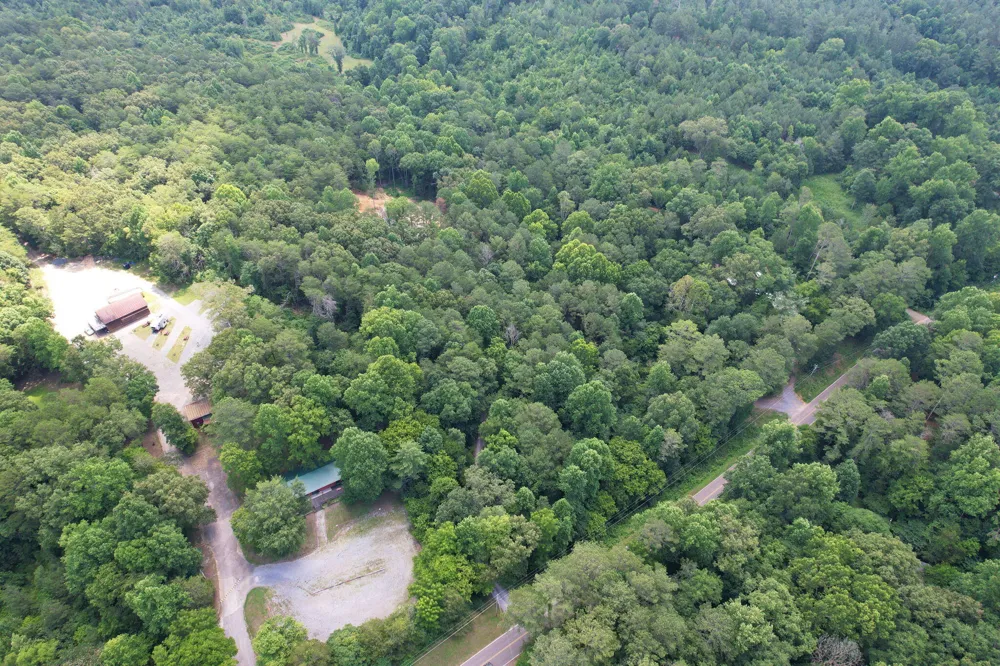 686 Welcome Valley Road Benton, TN 37307