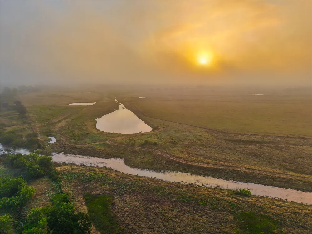 22407 Meeks Road Burlington, TX 76519