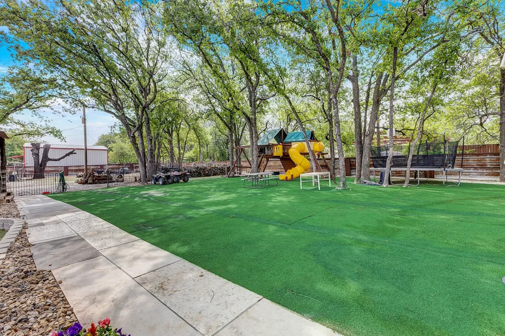 129 Private Road 4768 Boyd, TX 76023