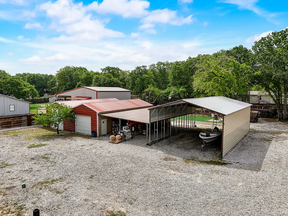 129 Private Road 4768 Boyd, TX 76023