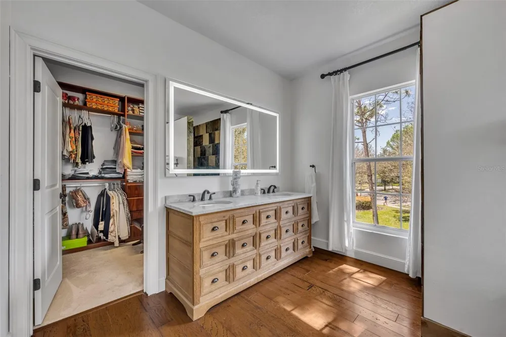 807 OAK SHADOWS ROAD Celebration, FL 34747
