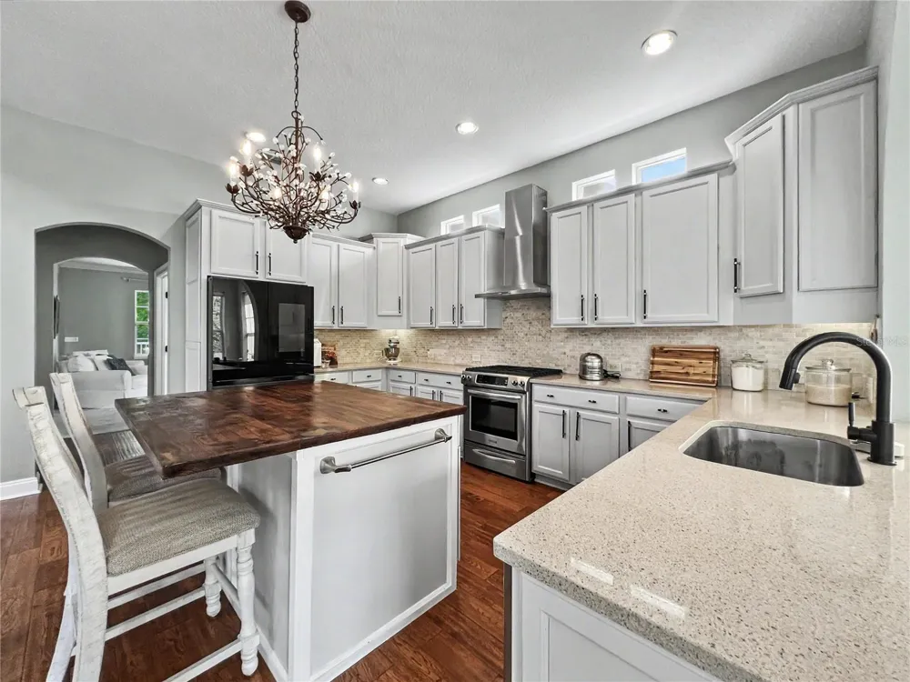 807 OAK SHADOWS ROAD Celebration, FL 34747