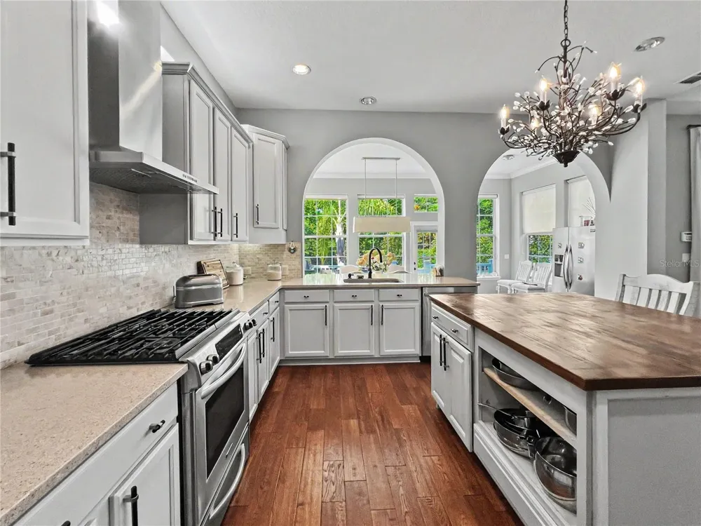 807 OAK SHADOWS ROAD Celebration, FL 34747