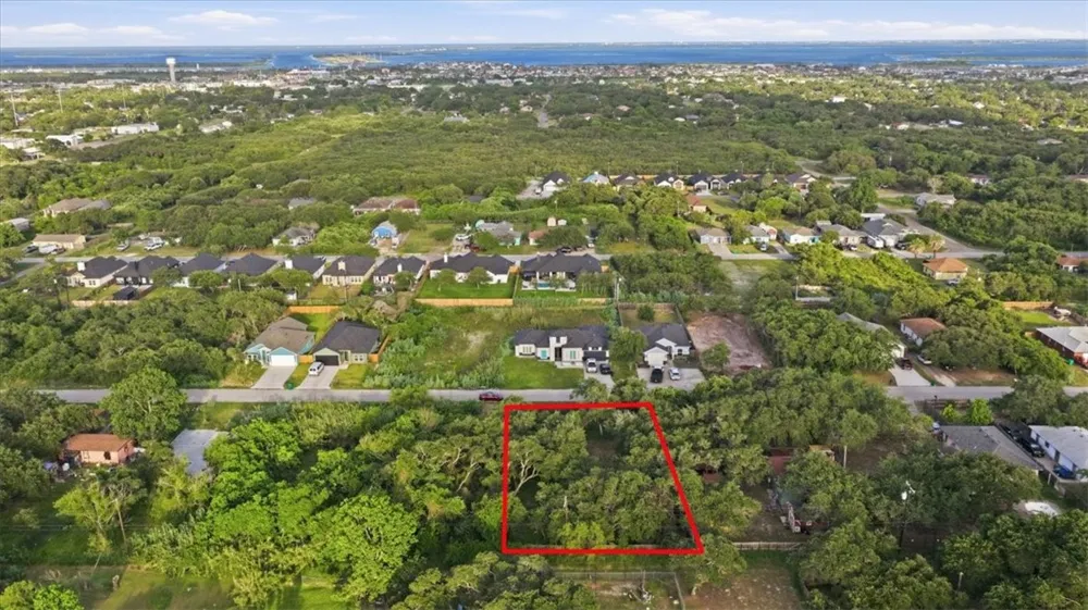 819 S 10TH Aransas Pass, TX 78336
