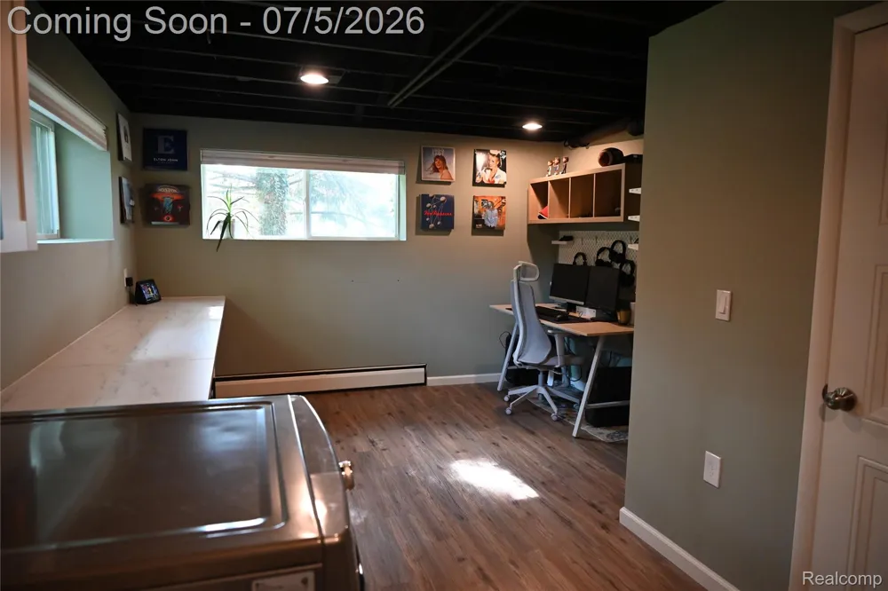 917 S Reading Road S Bloomfield Hills City, MI 48304