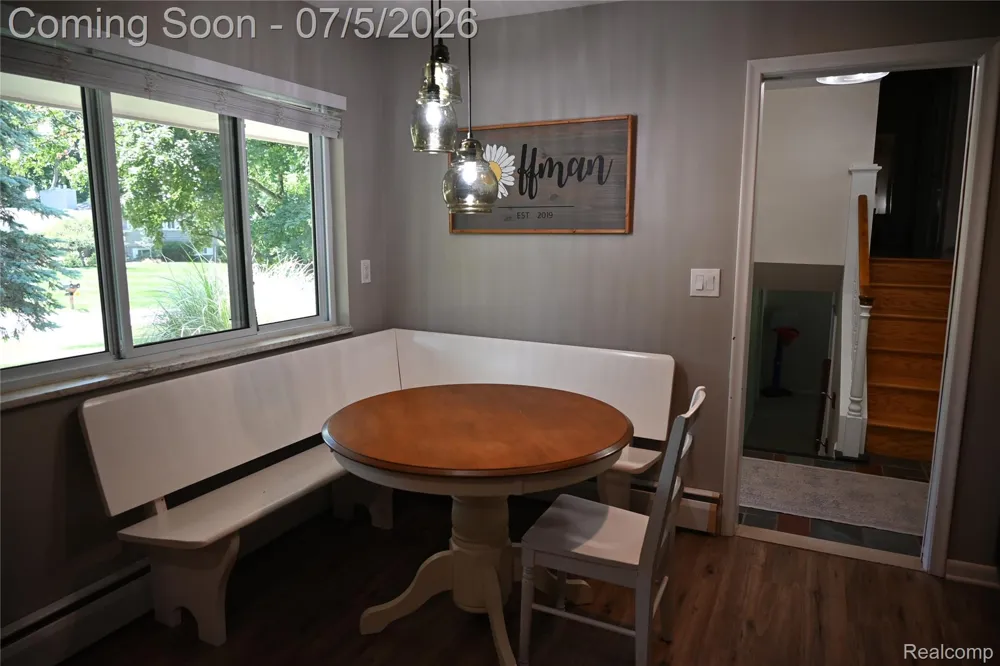 917 S Reading Road S Bloomfield Hills City, MI 48304