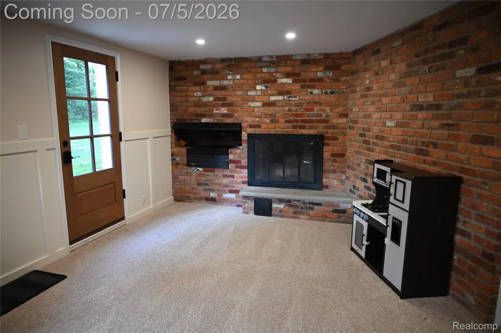 917 S Reading Road S Bloomfield Hills City, MI 48304