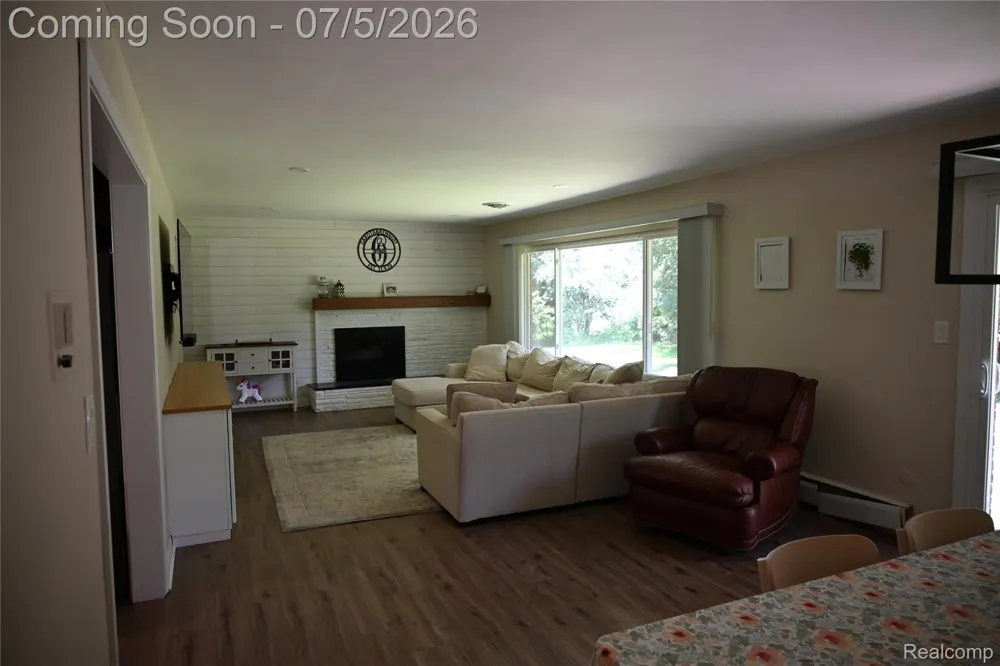 917 S Reading Road S Bloomfield Hills City, MI 48304