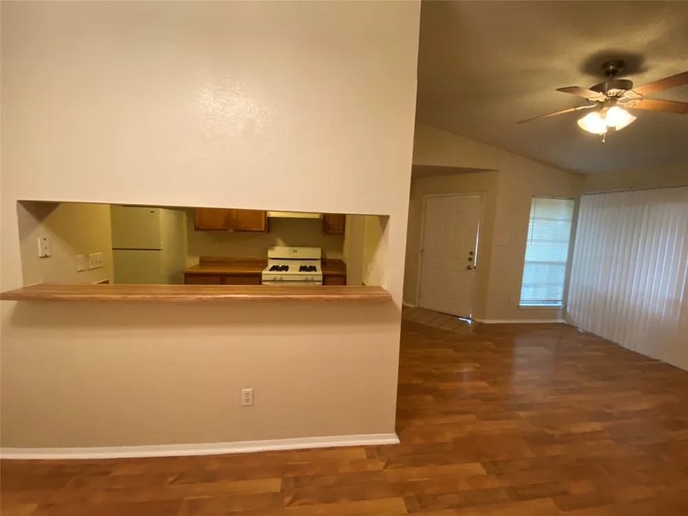12223 Tyson Cove #B Austin, TX 78758