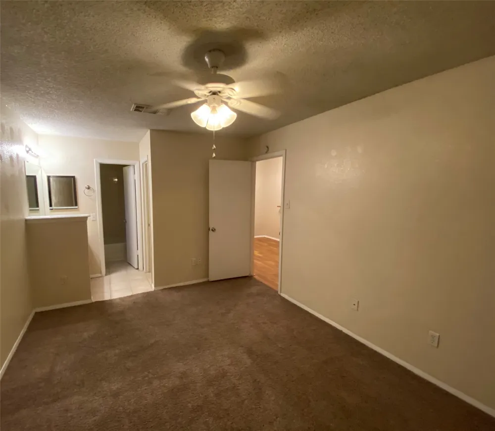 12223 Tyson Cove #B Austin, TX 78758