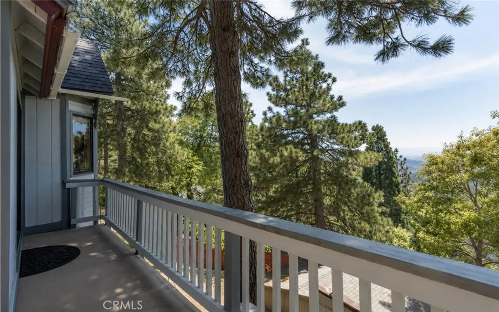 31563 Inspiration Drive Running Springs, CA 92382