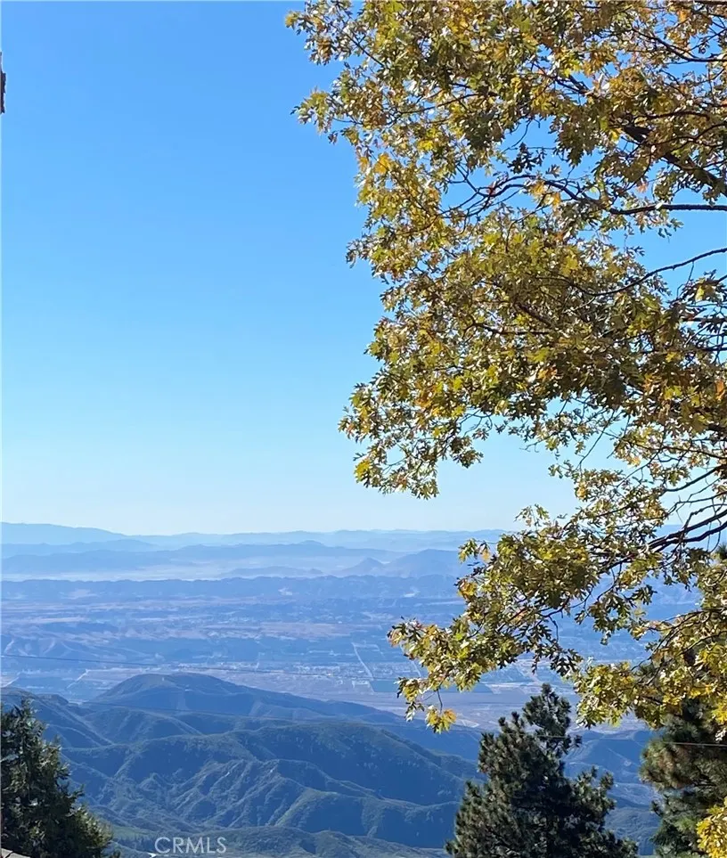 31563 Inspiration Drive Running Springs, CA 92382